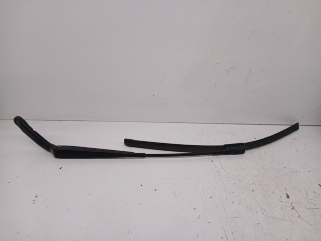 A9108203200 MERCEDES Поводок стеклоочистителя купить в Ровно