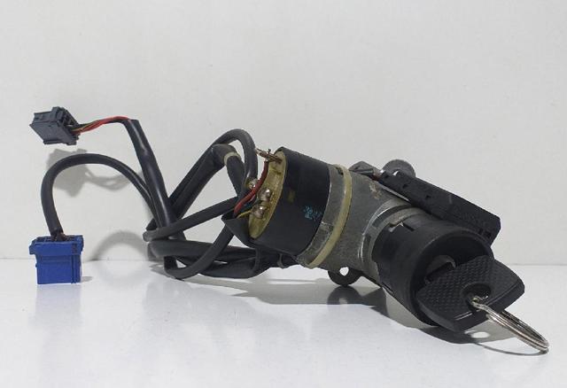 Fecho de ignição A9434600104 Mercedes