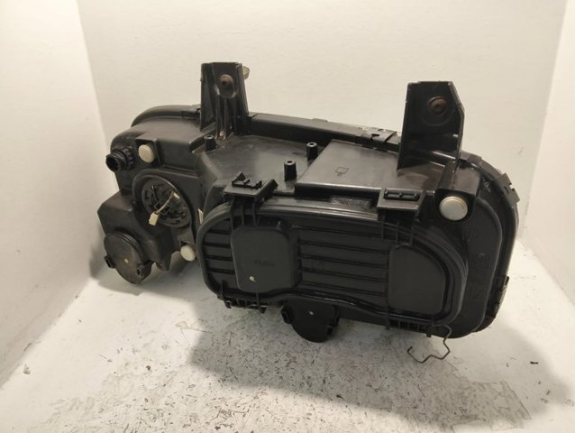 MERCEDES A9738202361 Правая фара в наличии Павлоград