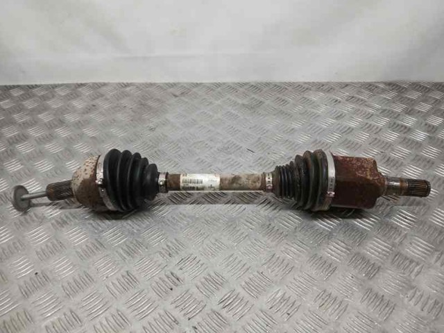 FORD AG913B437JC Полуось (привод) передняя левая в наличии Чернигов