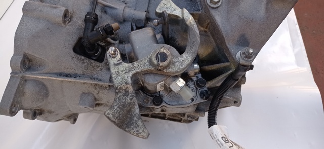 AG9R7002KA КПП купить Житомир