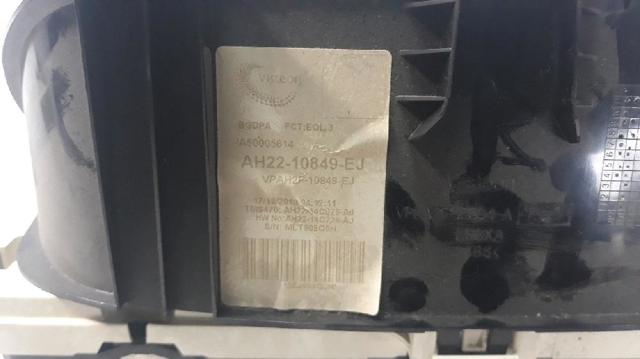 LAND ROVER AH2210849EJ Приборная доска (щиток приборов) в наличии Днепр
