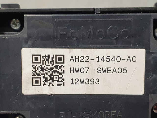 AH2214540AC LAND ROVER Кнопочный блок управления стеклоподъемником передний левый купить в Ровно