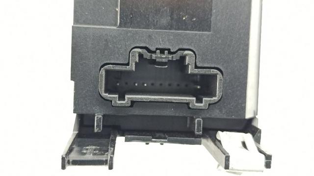 LAND ROVER AH2218C858BF в наличии Запорожье