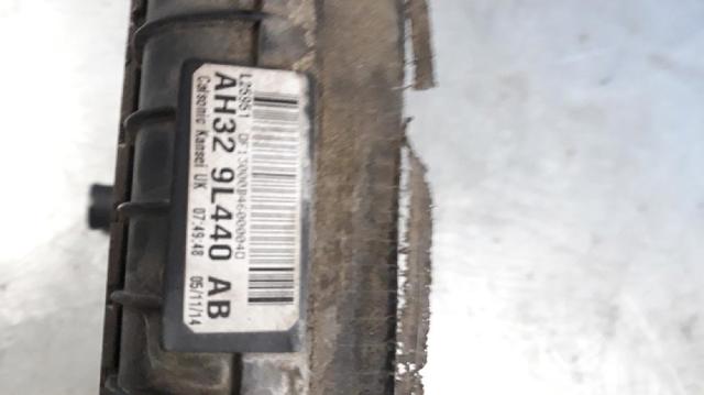 AH329L440AB Интеркулер купить Запорожье