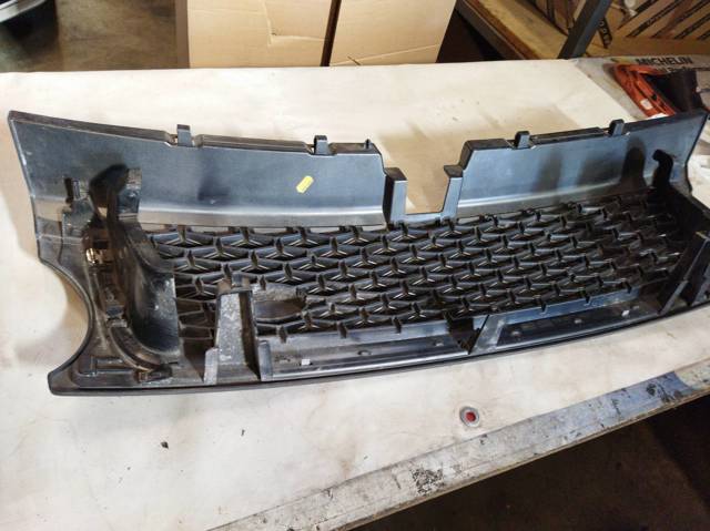 AH3M8138 LAND ROVER купить в Каменское