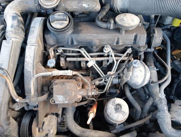 Motor completo para Volkswagen Passat (3B2) (1996-2000) 2.3 VR5 AQZ ALH