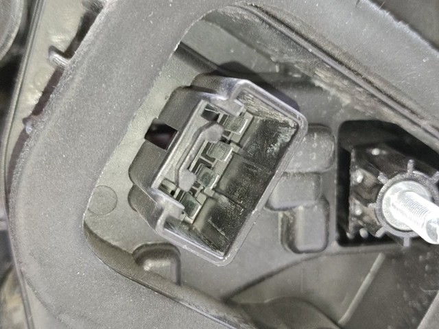 FORD AM5113405BF Фонарь задний левый внешний в наличии Николаев