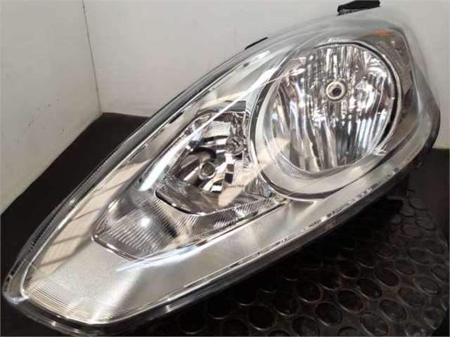 AM5113W029AF FORD Правая фара купить в Хмельницкий