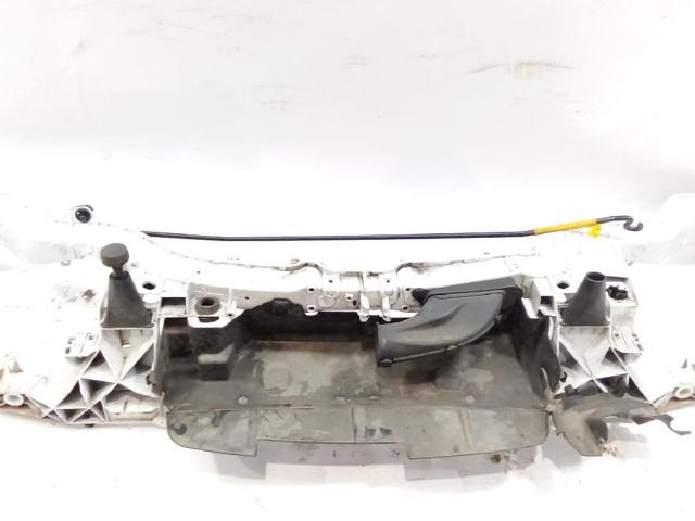 FORD AM5117E778AF Кронштейн бампера переднего центральный в наличии Николаев