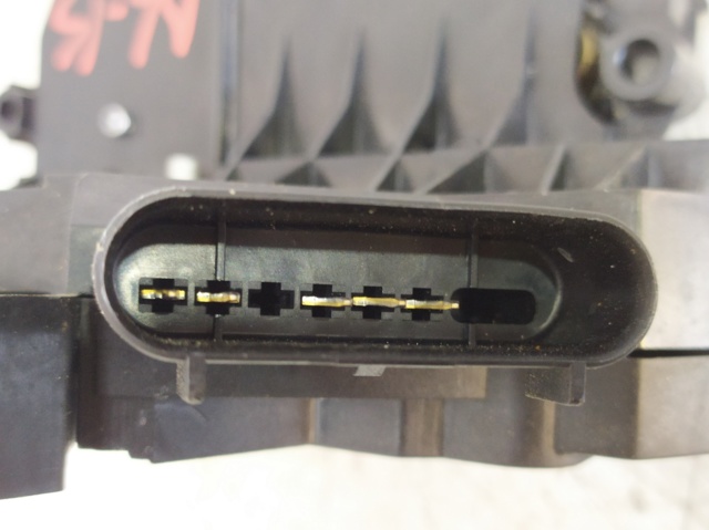 AM5AU21813AC FORD Замок двери передней левой купить в Ужгород