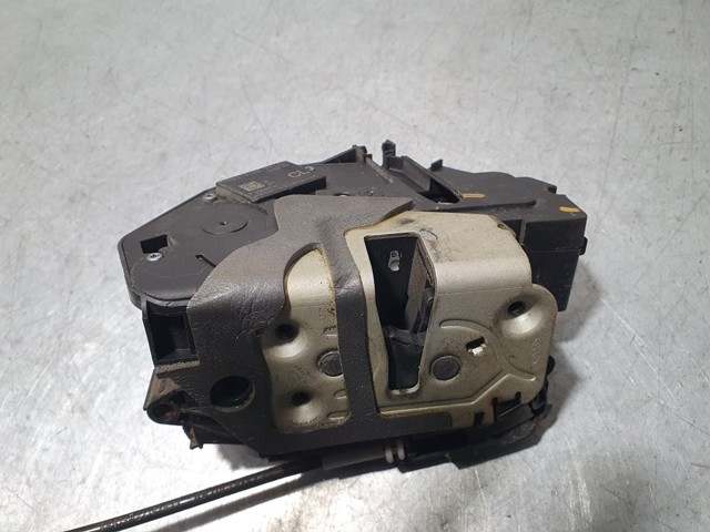 FORD AM5AU21813AE Замок двери передней левой в наличии Черкассы