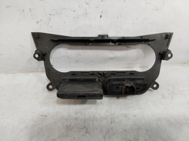 AM5T18K574AC FORD Кнопка включения обогрева заднего стекла купить в Черкассы
