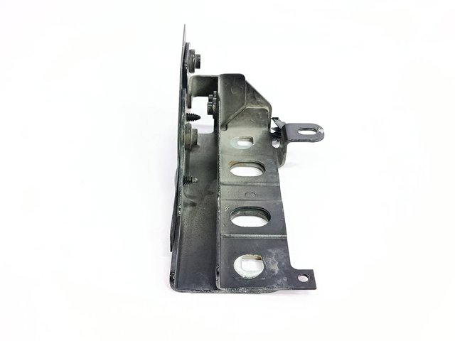 ASU780231 LAND ROVER Кронштейн суппорта радиатора верхний купить в Ирпень