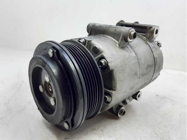 Compressor de ar condicionado para Ford Fiesta VI 1.4 TDCI KVJA AV1119D629A2C