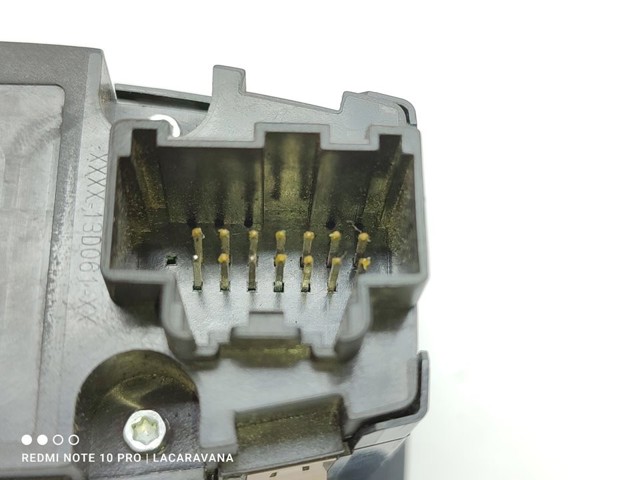 FORD AV1T13D061CD в наличии Черновцы