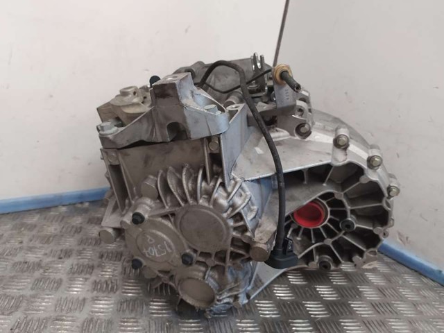 AV4R7002AA КПП в сборе (механическая коробка передач) купить Харьков
