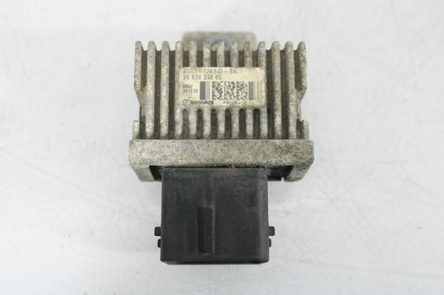 LAND ROVER AV6112A343BA Реле свечей накала в наличии Киев