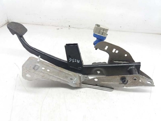 AV612467AE Ford