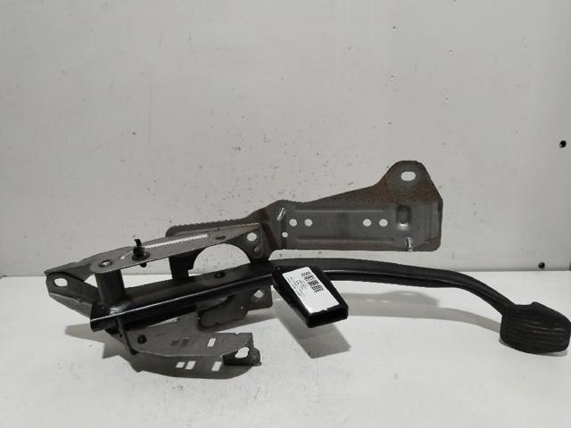 AV612467AE Ford