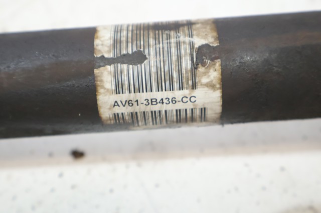 AV613B436CC Правая полуось купить Ужгород