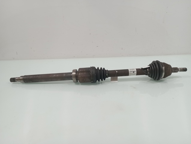 FORD AV613B436CC Полуось (привод) передняя правая в наличии Сумы