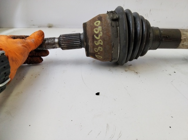 FORD AV613B436JB Полуось (привод) передняя правая в наличии Украина