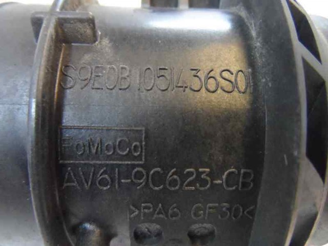 AV619C623CB Выпускной патрубок воздушного фильтра купить Ужгород