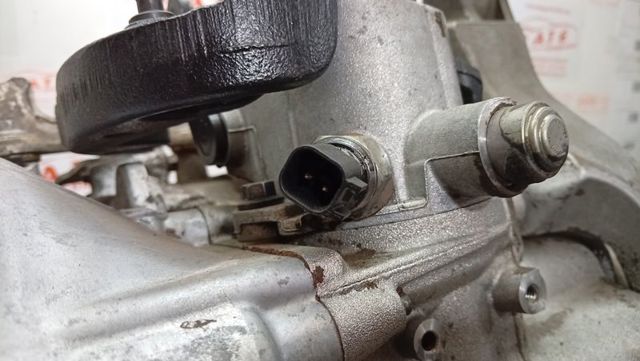FORD AV6R7002GJ КПП в наличии Чернигов