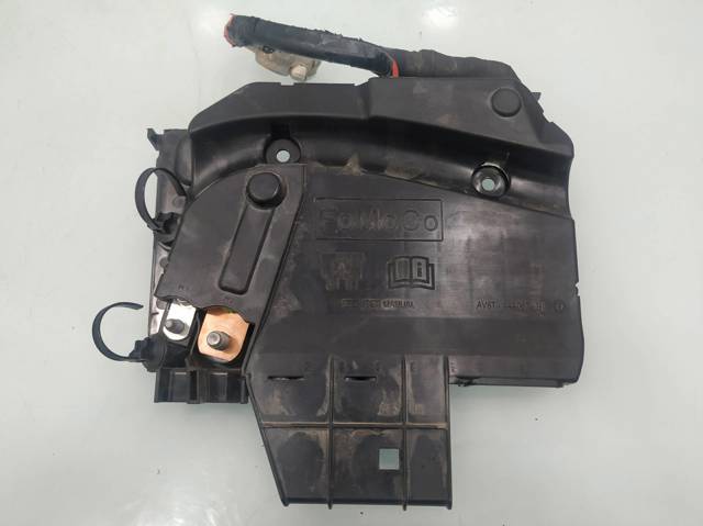 FORD AV6T14A067BC Блок предохранителей в наличии Хмельницкий