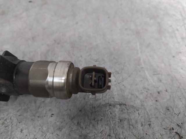 AW400AW4 NISSAN Форсунка впрыска топлива купить в Днепр
