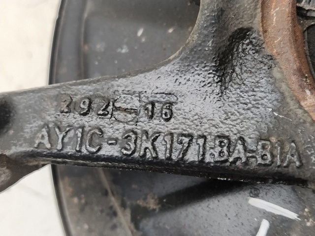 AY1C3K171BA FORD Цапфа (поворотный кулак) передний левый купить в Ужгород
