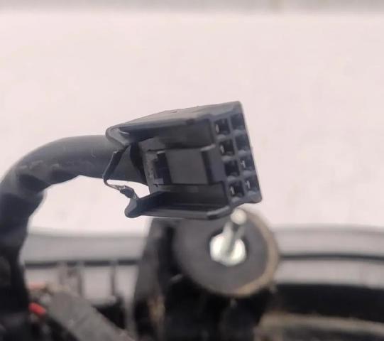 B001031780 PEUGEOT Фонарь задний левый купить в Украина