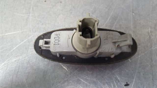 MAZDA B01W51120 Повторитель поворота в наличии Николаев