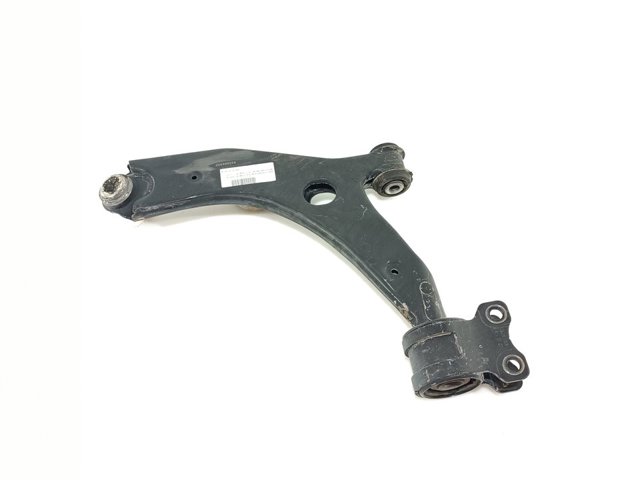 B32H34300 Рычаг передней подвески нижний правый купить Сумы