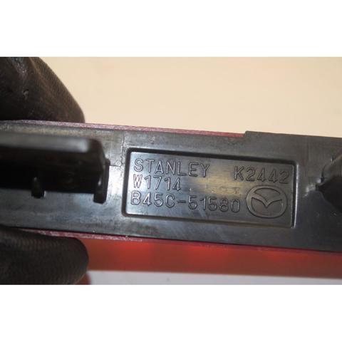 Sinal de parada traseiro adicional Mazda 3 BM, BN