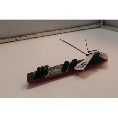 Sinal de parada traseiro adicional Mazda 3 BM, BN