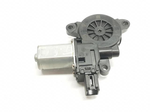 Motor de acionamento de vidro da porta dianteira direita B45C5858X Mazda