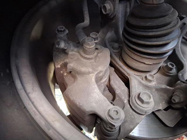 B4Y73398ZC MAZDA Суппорт тормозной передний правый купить в Житомир