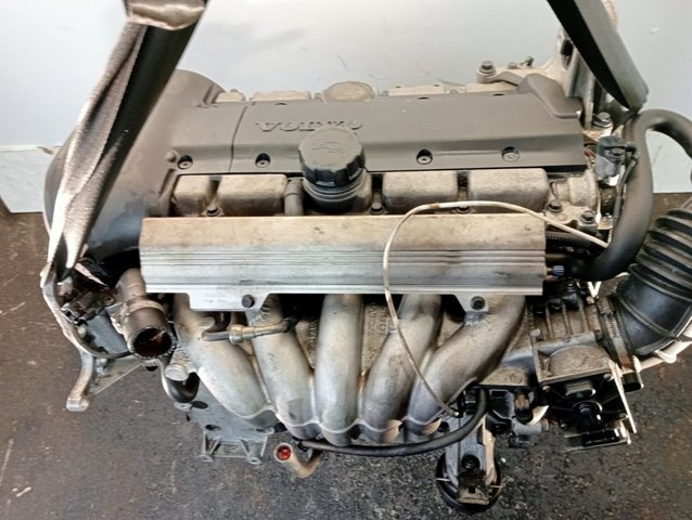 Motor montado Volvo V70 1 LV