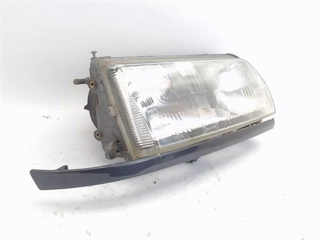 NISSAN B601070J17 Правая фара в наличии Ужгород