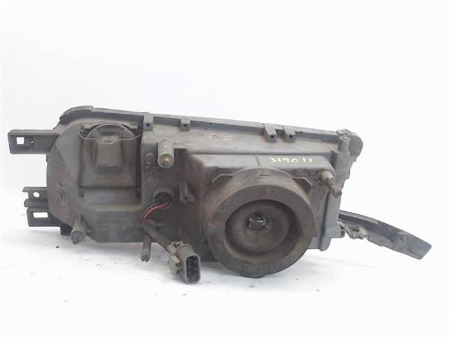 B601070J17 NISSAN Правая фара купить в Тернополь