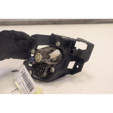 MAZDA B63B51684 Кронштейн крепления противотуманной фары правой в наличии Черкассы