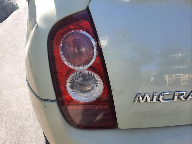 Lanterna traseira esquerda para Nissan Micra III 1.5 DCI G-K9K B6555AX720