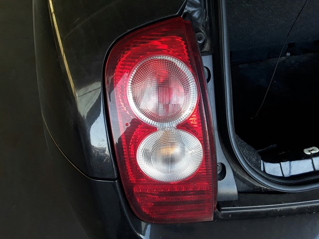 Lanterna traseira esquerda para Nissan Micra III 1.2 16V CR12 B6555AX720