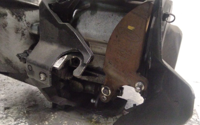 FORD BA6R7002ABH КПП в наличии Киев