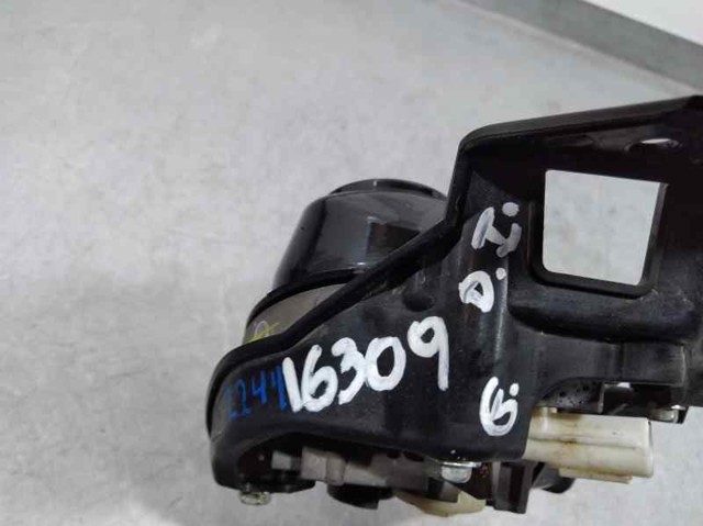 MAZDA BANE51684 Кронштейн крепления противотуманной фары правой в наличии Николаев
