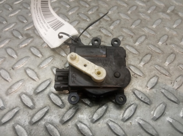 Motor de comporta de recirculação de ar BBM461B60 Mazda