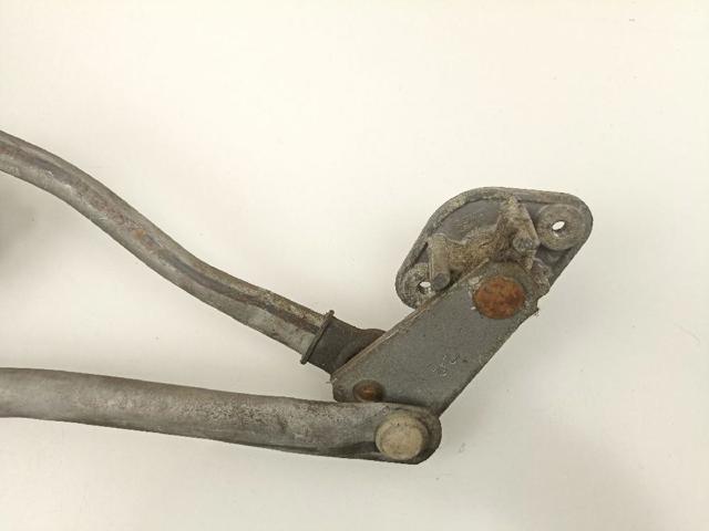 Trapézio de limpador pára-brisas Mazda 323 BA