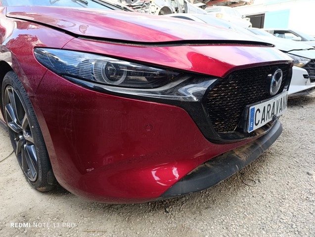 MAZDA BCKN50031DBB Передний бампер в наличии Чернигов